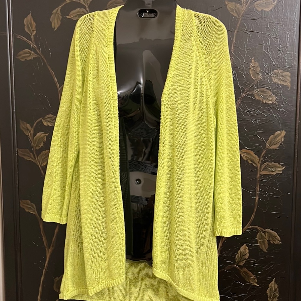 Chicos light cardigan